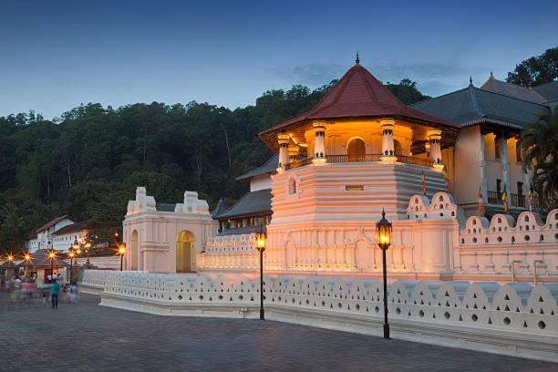 Serene Home Kandy Extérieur photo